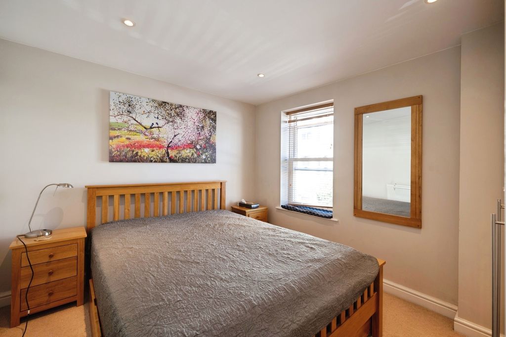 Additional image 7 of 3 bed maisonette for saleAlhambra Road, Southsea, Hampshire PO4