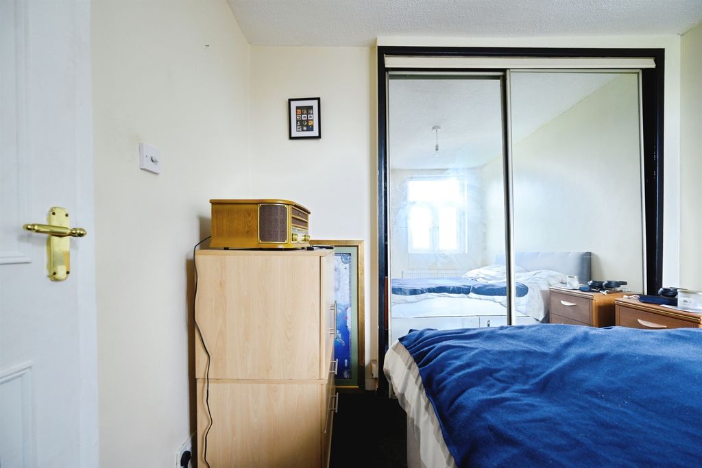 Additional image 13 of 1 bed flat for saleHighland Road, Southsea PO4