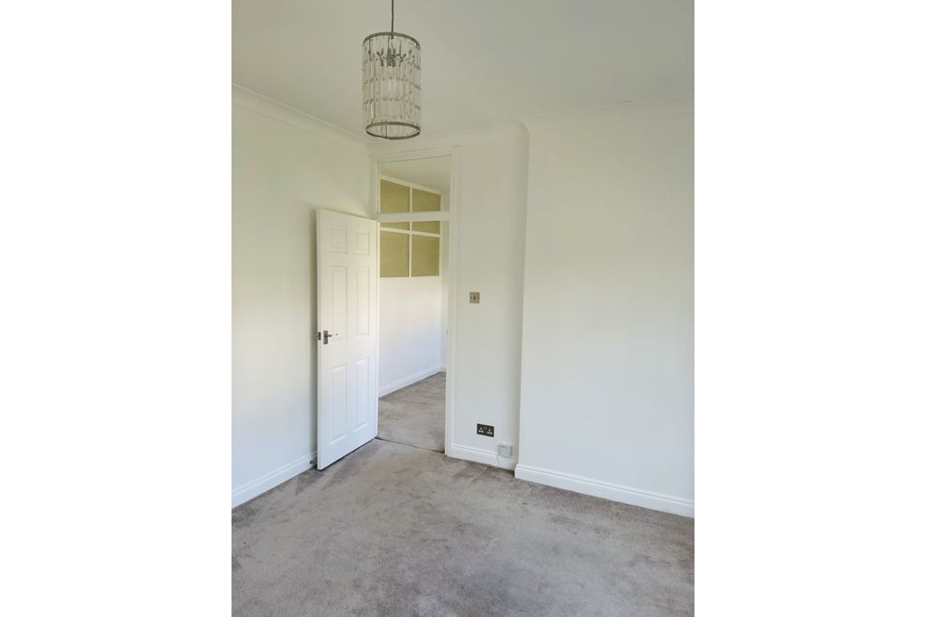 Additional image 9 of 2 bed maisonette for saleGodstone Road, Whyteleafe CR3