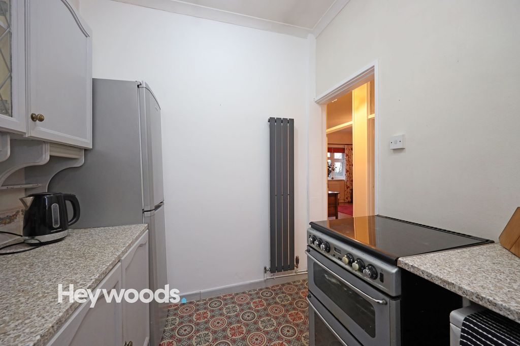 Additional image 9 of 2 bed flat for saleHanbridge Avenue, Bradwell, Newcastle Under Lyme ST5
