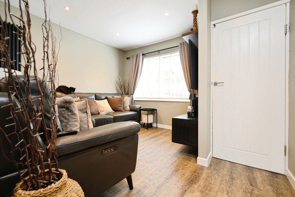 Additional image 3 of 3 bed detached house for saleWalker Road, Portsmouth, Hampshire PO2