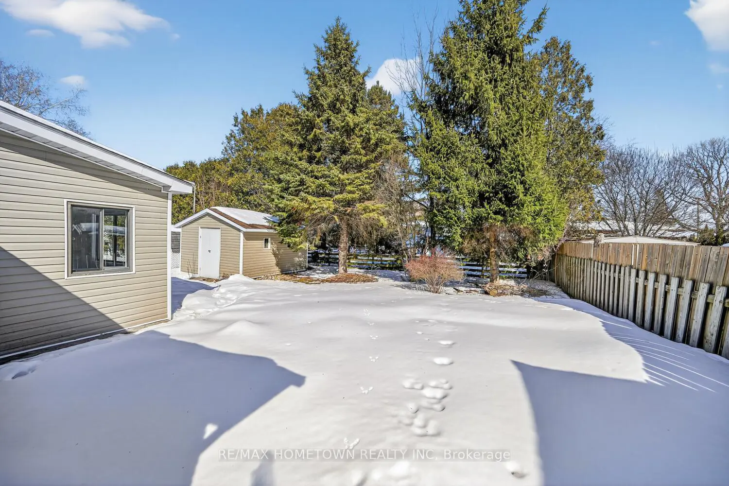 Additional image 15 of 31 Vanier Drive