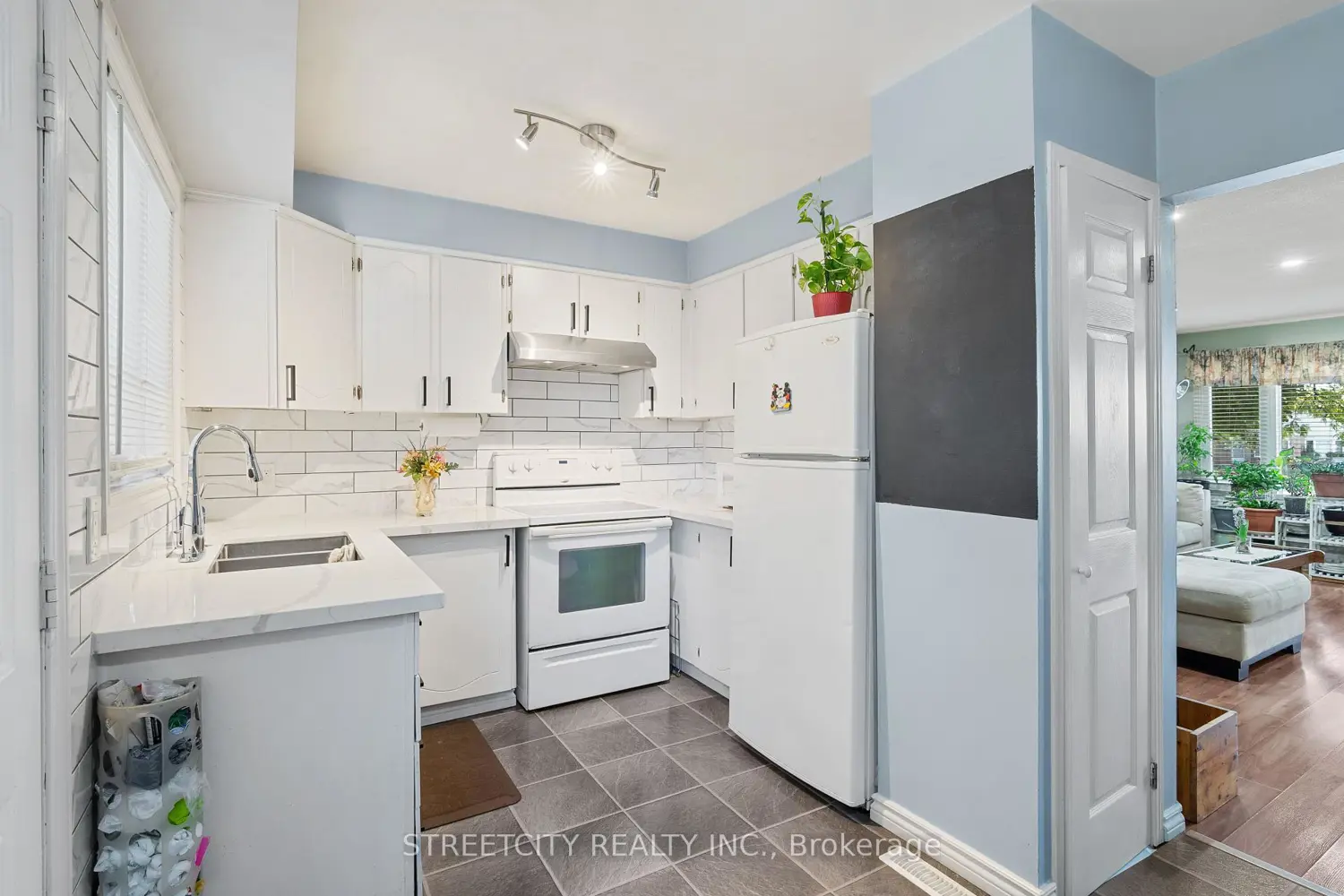 Additional image 5 of 45 Gatewood Place 19