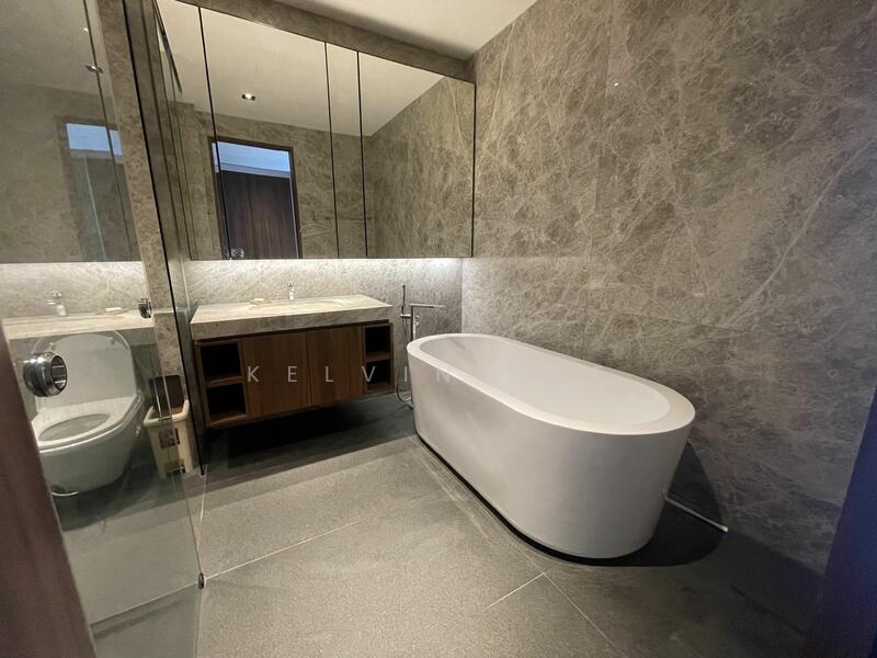 Additional image 9 of CHEAP!! 靠近地铁站！摩登排屋 Near MRT Modern Novena 3 stry Terrace House with pool