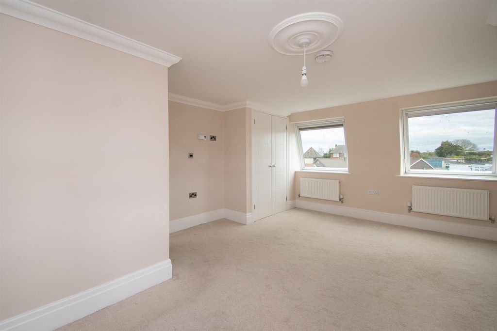 Additional image 8 of 2 bed flat for saleThe Ridge, Hastings TN34