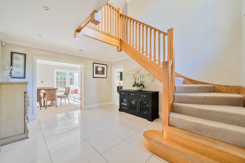 Additional image 5 of 6 bed detached house for salePyrford, Surrey GU22