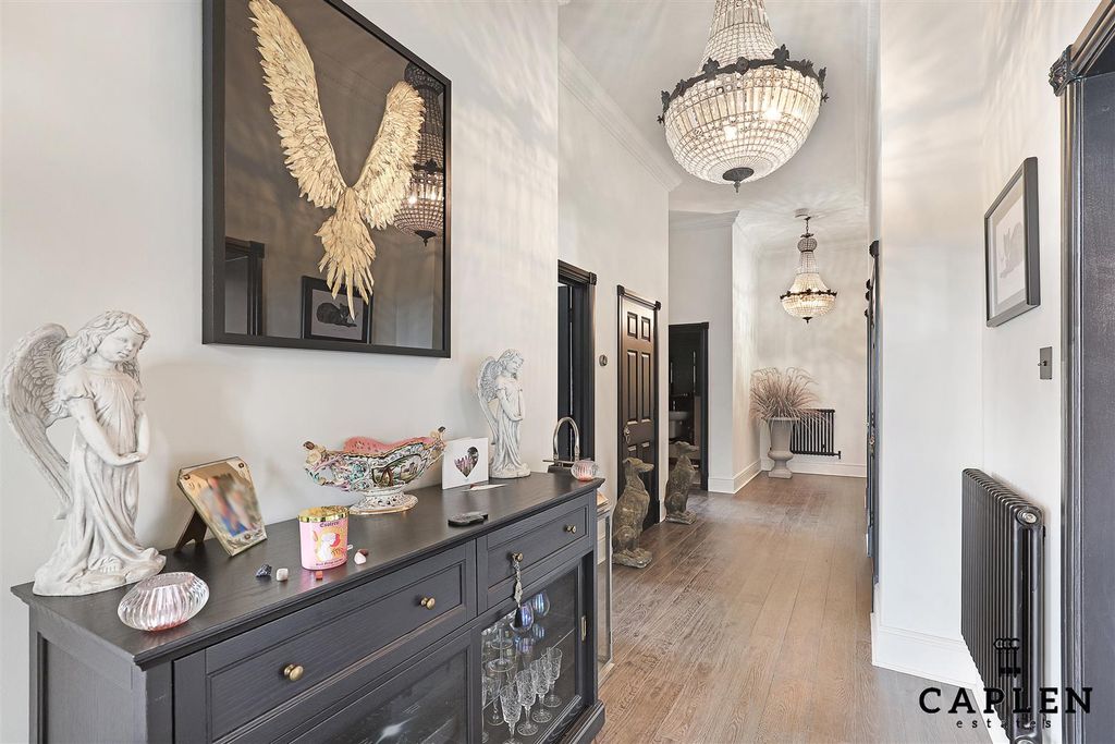 Additional image 2 of 2 bed flat for saleBrandesbury Square, Woodford Green IG8