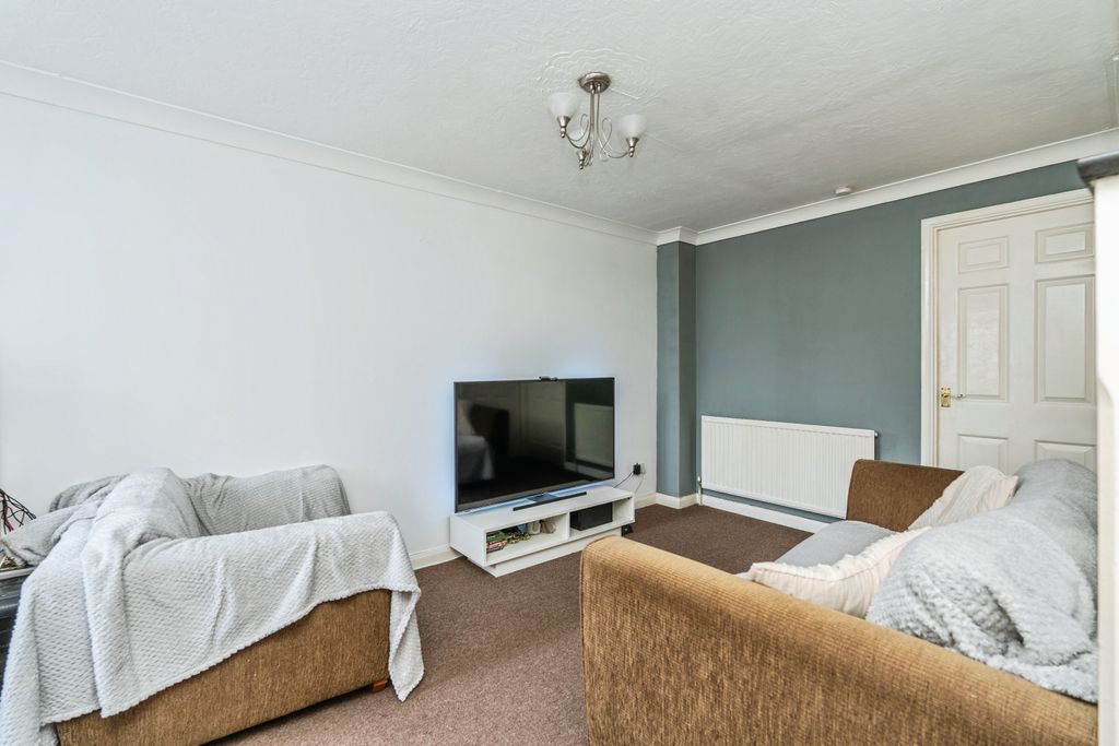 Additional image 5 of 2 bed terraced house for saleBrunel Road, Southampton SO15