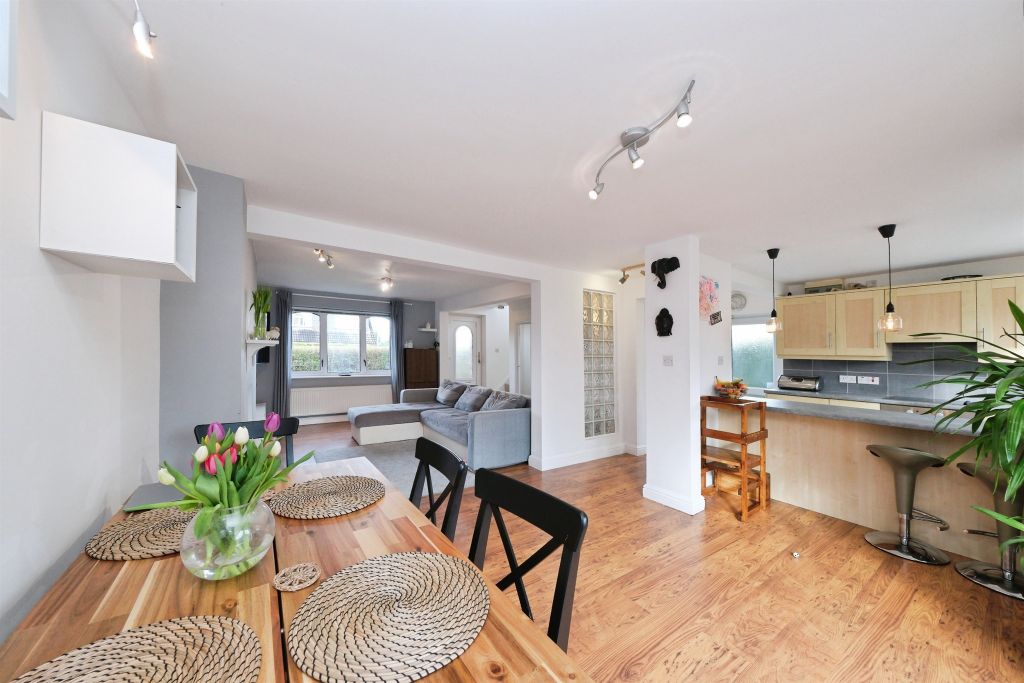 Additional image 2 of 3 bed semi-detached house for saleHallam Fields, Castle Donington, Derby DE74