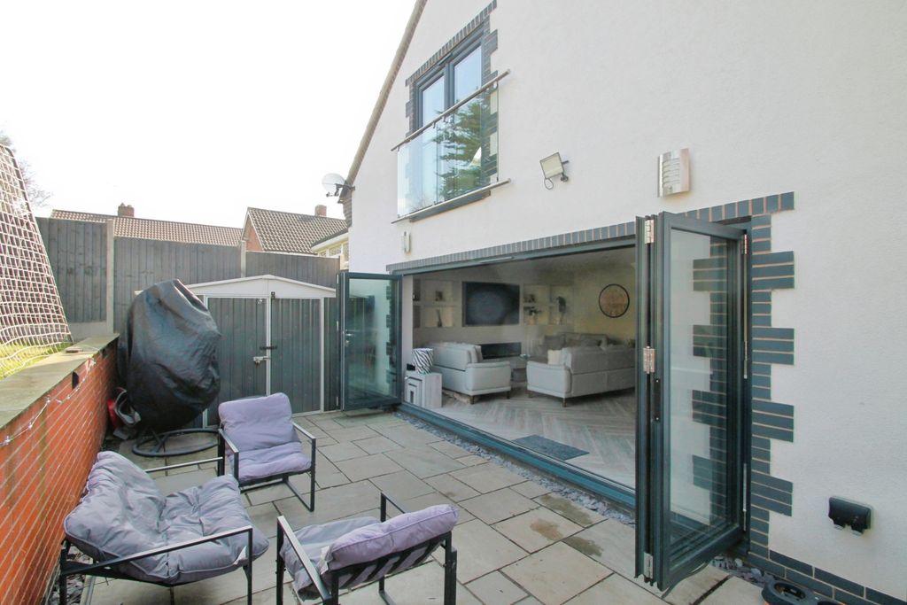 Additional image 30 of 5 bed property for saleFaire Road, Glenfield, Leicester, Leicestershire LE3