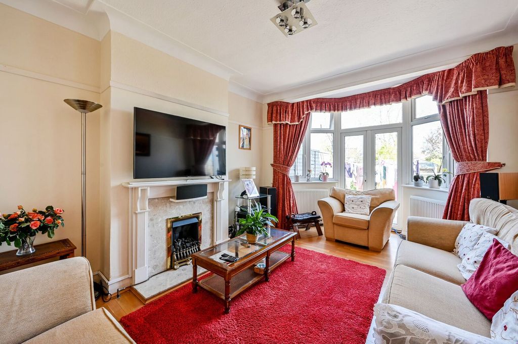 Additional image 5 of 5 bed semi-detached house for saleLady Hay, Worcester Park KT4