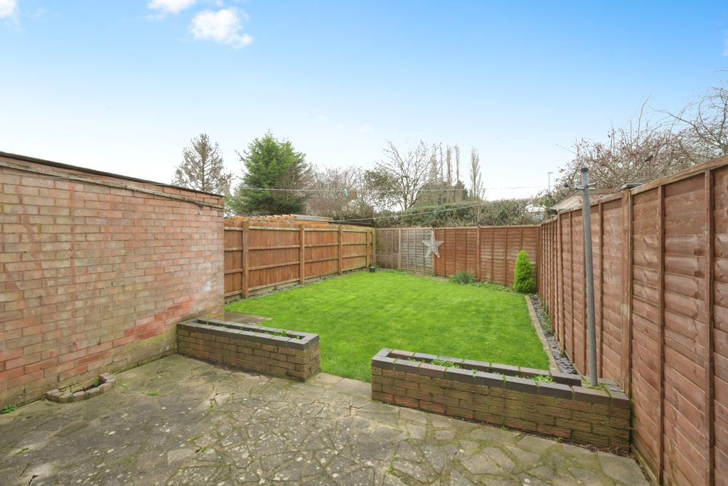 Additional image 11 of 3 bed terraced house for saleSkippon Close, Market Harborough LE16