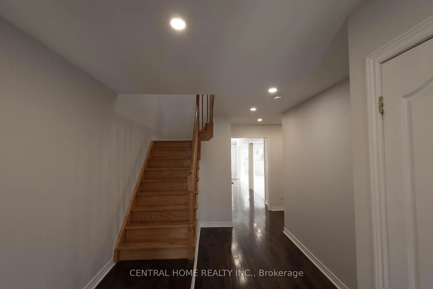 Additional image 3 of 165 Manorheights Street