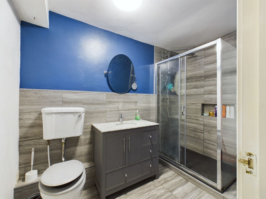 Additional image 6 of 2 bed flat for saleKnutsford Road, Wilmslow SK9