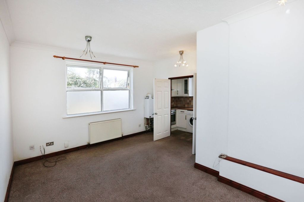 Additional image 4 of 1 bed flat for sale23 West Road, Southampton SO19