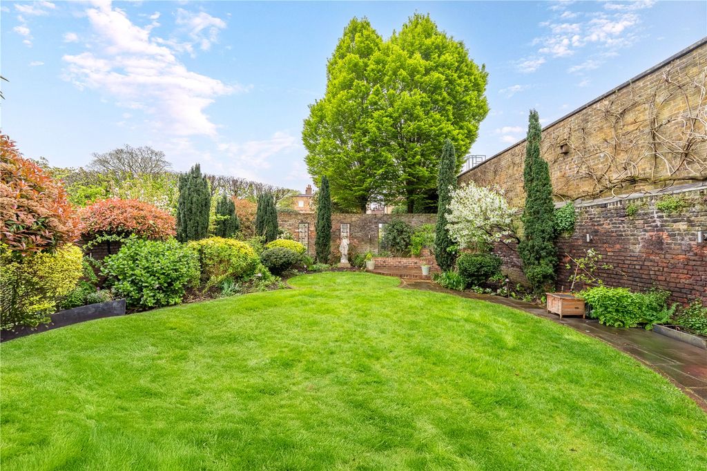 Additional image 7 of 8 bed link detached house for saleOrmond Road, Richmond, Surrey TW10