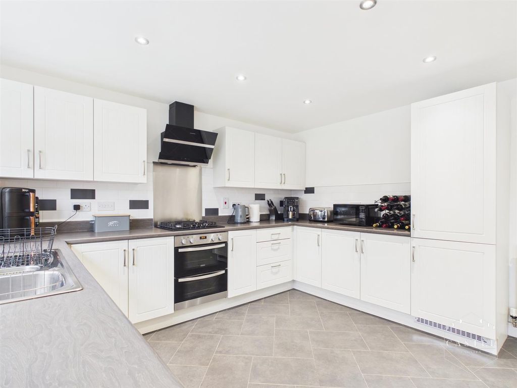 Additional image 10 of 4 bed detached house for saleFrezenberg Close, Burbage, Hinckley LE10