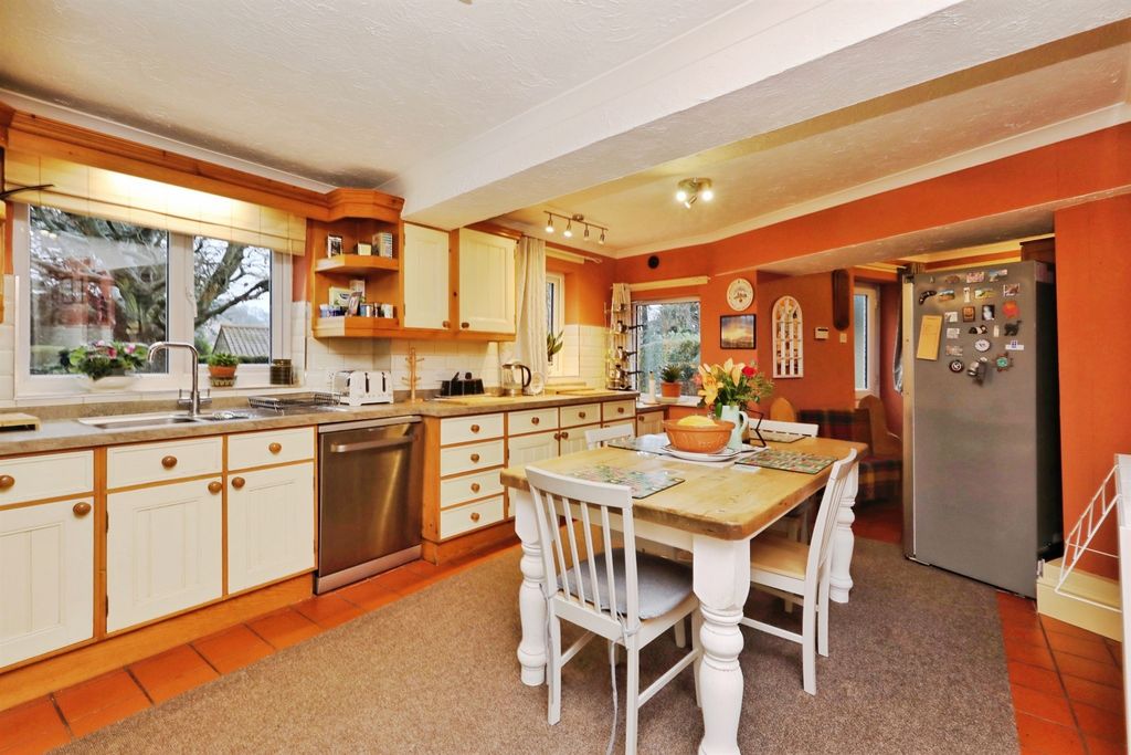 Additional image 7 of 4 bed cottage for saleHigh Street, Whitwell, Worksop S80