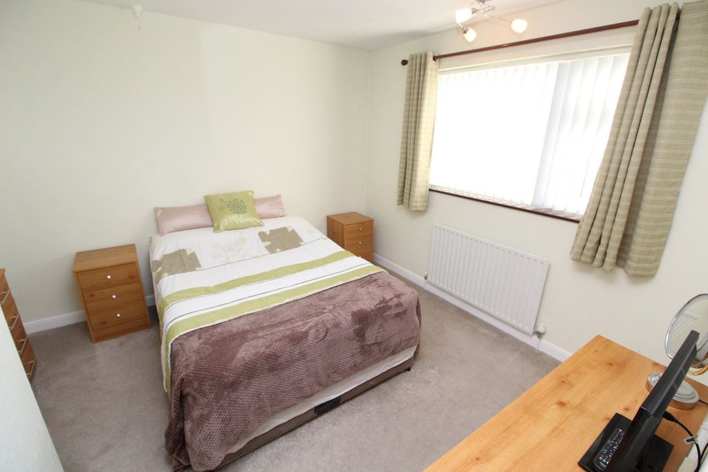 Additional image 11 of 3 bed semi-detached house for saleSt Ives Road, Wigston LE18
