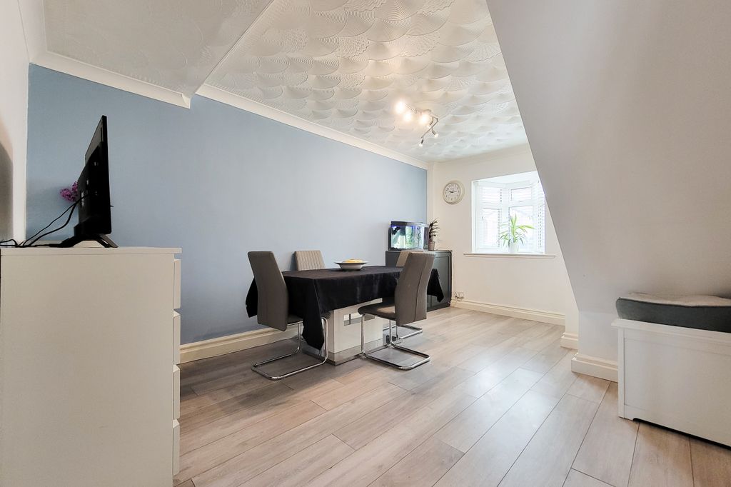 Additional image 10 of 3 bed semi-detached house for saleChestnut Road, Glenfield, Leicestershire LE3