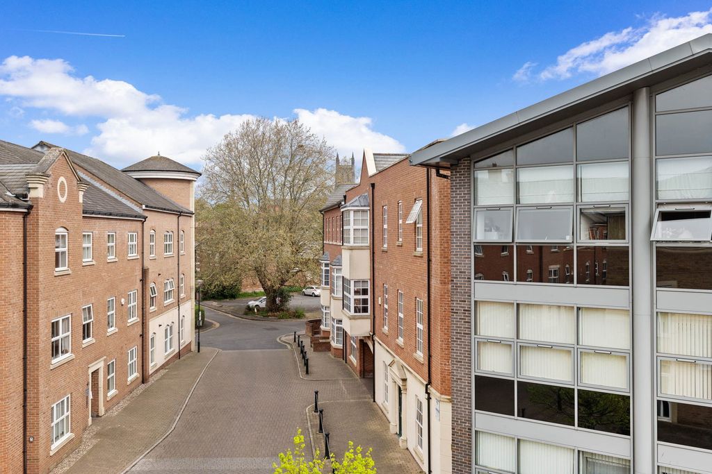 Additional image 16 of 2 bed flat for saleApartment 5, Armstrong House, Armstrong Drive, Diglis, Worcester. WR1