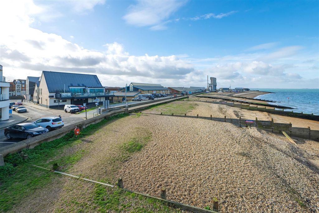 Additional image 24 of 2 bed flat for saleBeach Walk, Whitstable CT5