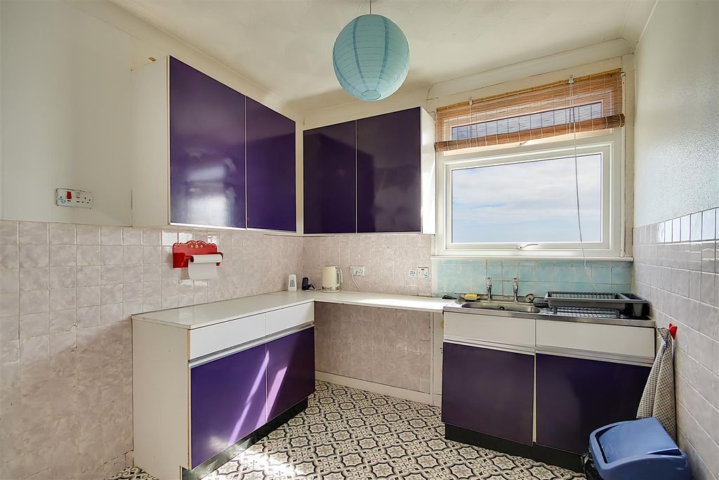 Additional image 6 of 1 bed flat for saleHeene Terrace, Worthing BN11