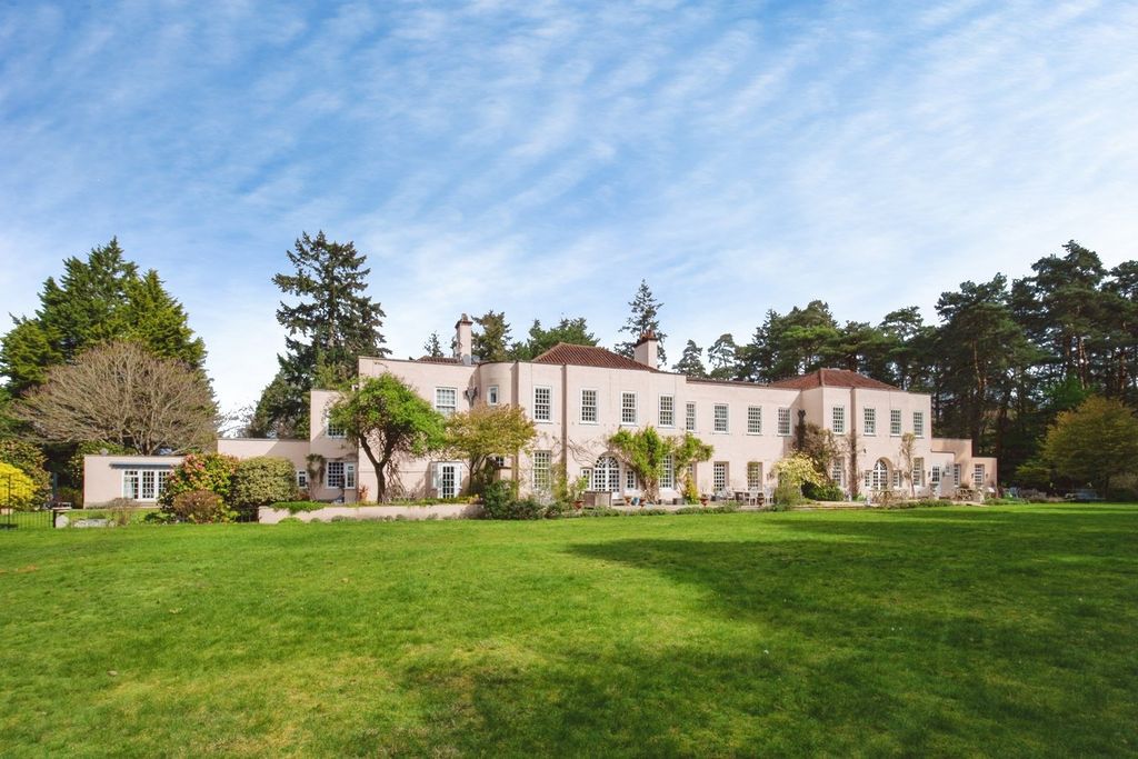 Additional image 18 of 3 bed flat for saleLondon Road, Sunningdale, Ascot SL5