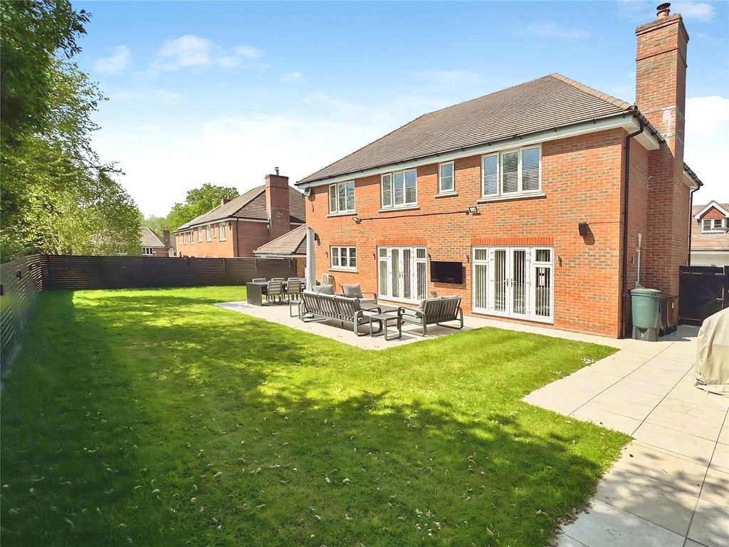 Additional image 10 of 5 bed detached house for saleDowles Barn Close, Barkham, Wokingham RG41