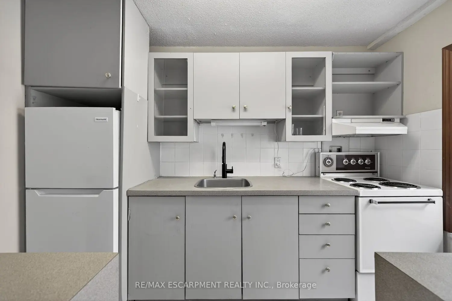 Additional image 6 of 40 Robinson Street 209