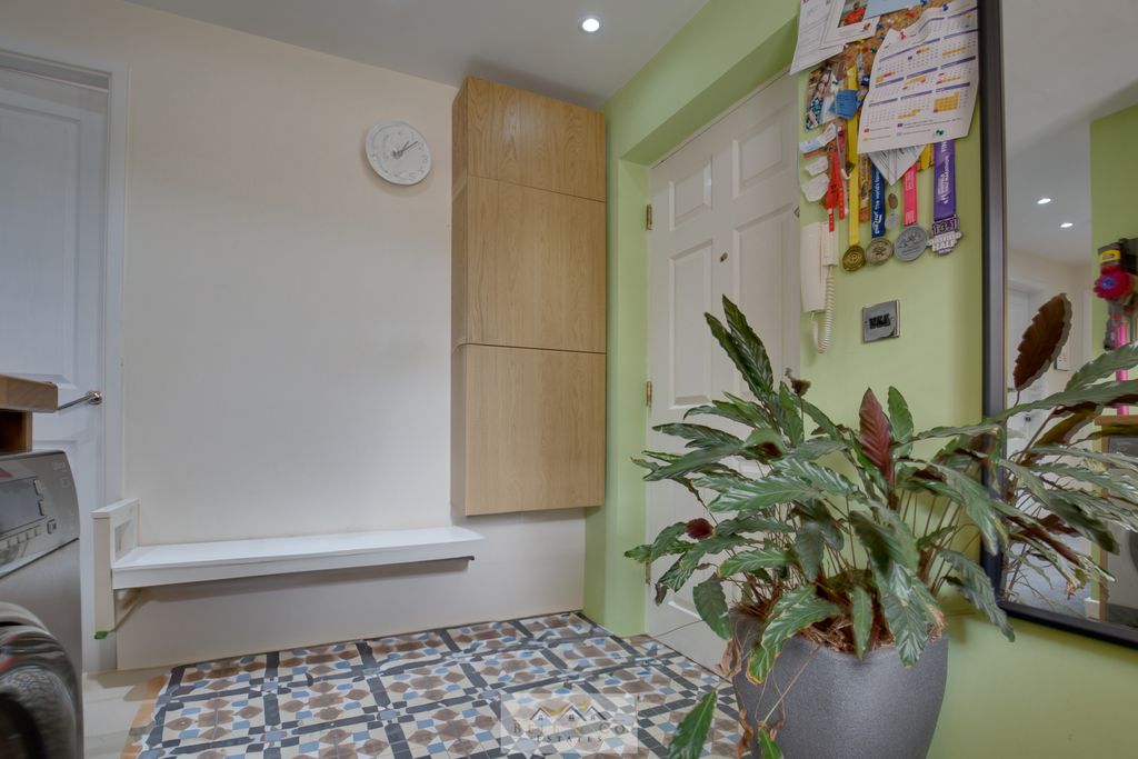 Additional image 5 of 2 bed flat for saleCarlton Gate Drive, Kiveton Park, Sheffield S26