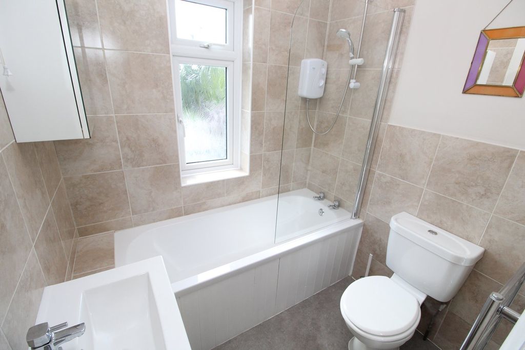 Additional image 13 of 3 bed semi-detached house for saleGrove Road, Blaby, Leicester LE8