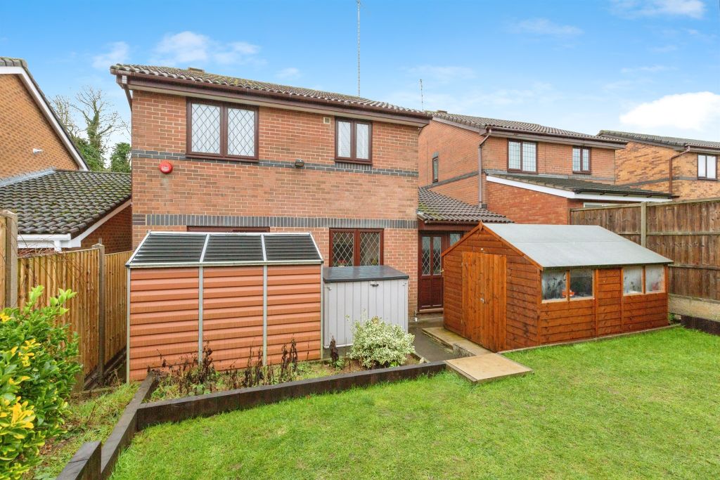 3 bed detached house for saleFinch Way, Narborough, Leicester LE19