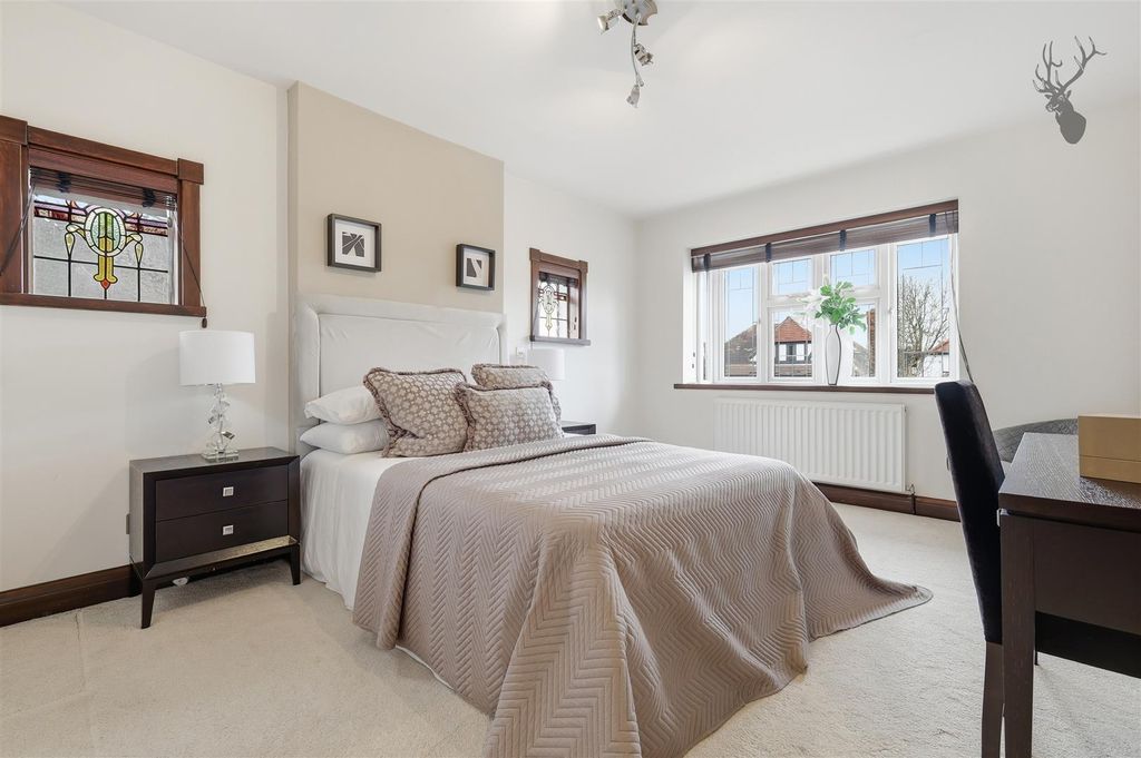 Additional image 26 of 4 bed detached house for saleThe Glade, Woodford Green IG8