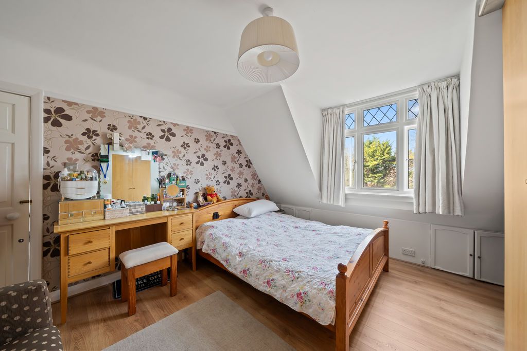 Additional image 15 of 3 bed detached house for saleChurch Road, Worcester Park KT4