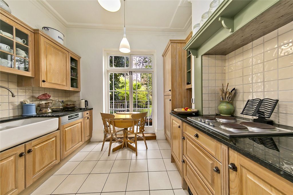 Additional image 12 of 6 bed semi-detached house for saleQueens Road, Richmond TW10