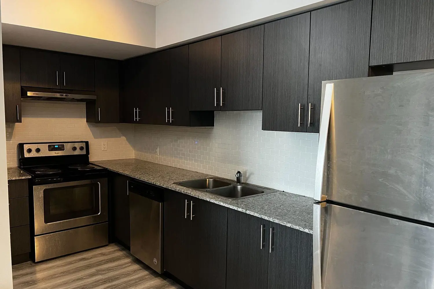 Additional image 6 of 275 Larch Street G612