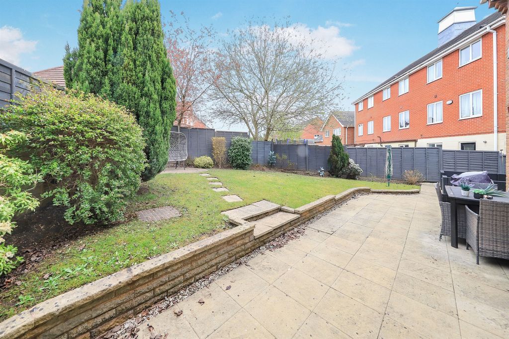 Additional image 12 of 4 bed detached house for saleBarbel Drive, Wednesfield, Wolverhampton WV10