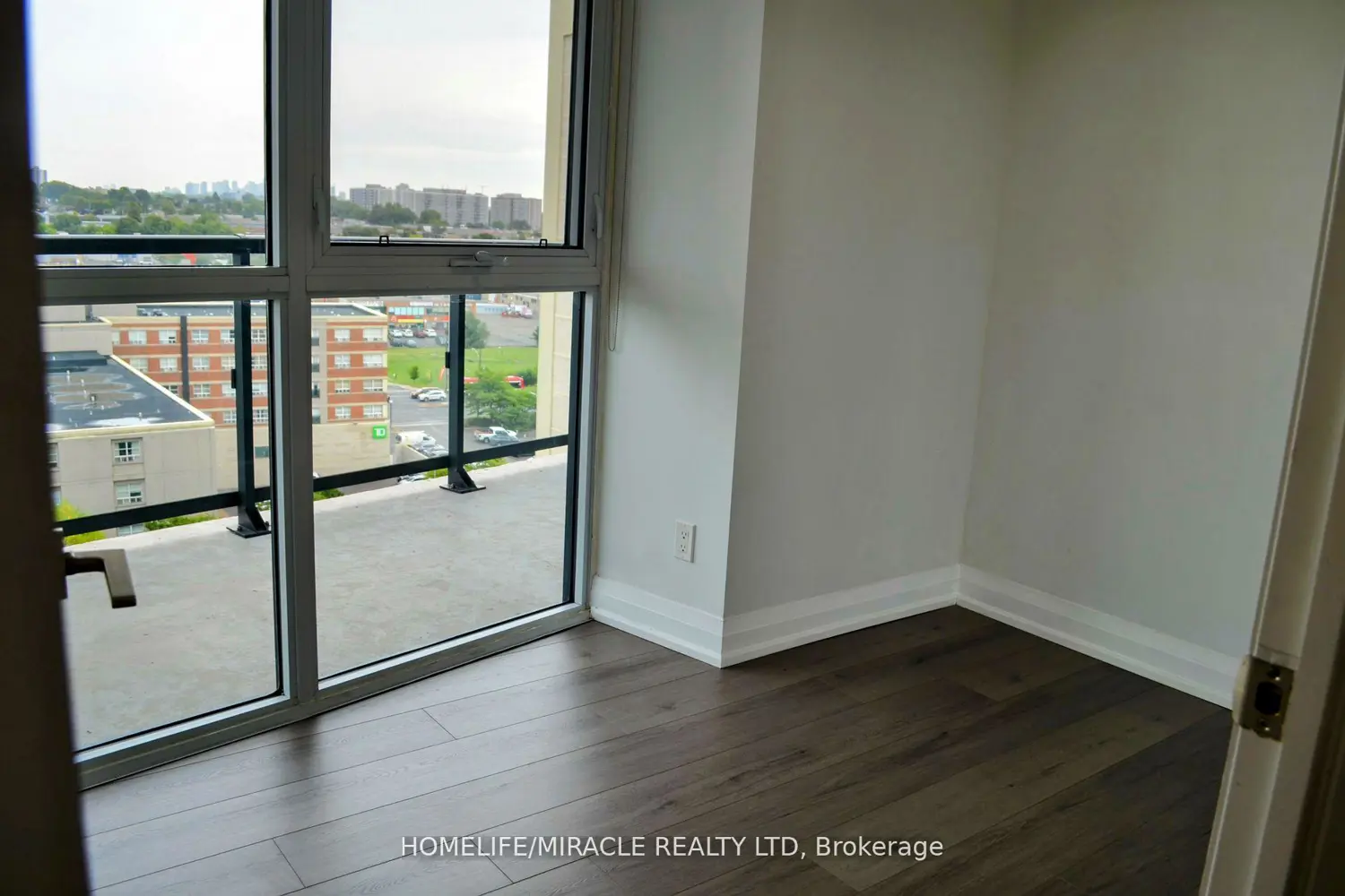 Additional image 11 of 1461 Lawrence Avenue 1305