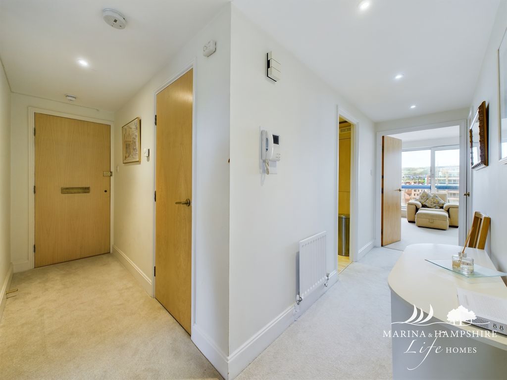 Additional image 7 of 2 bed flat for saleOyster Quay, Port Solent, Portsmouth PO6