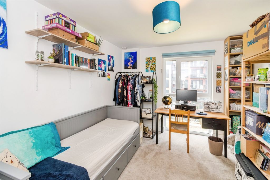 Additional image 11 of 2 bed flat for saleMeridian Way, Southampton SO14