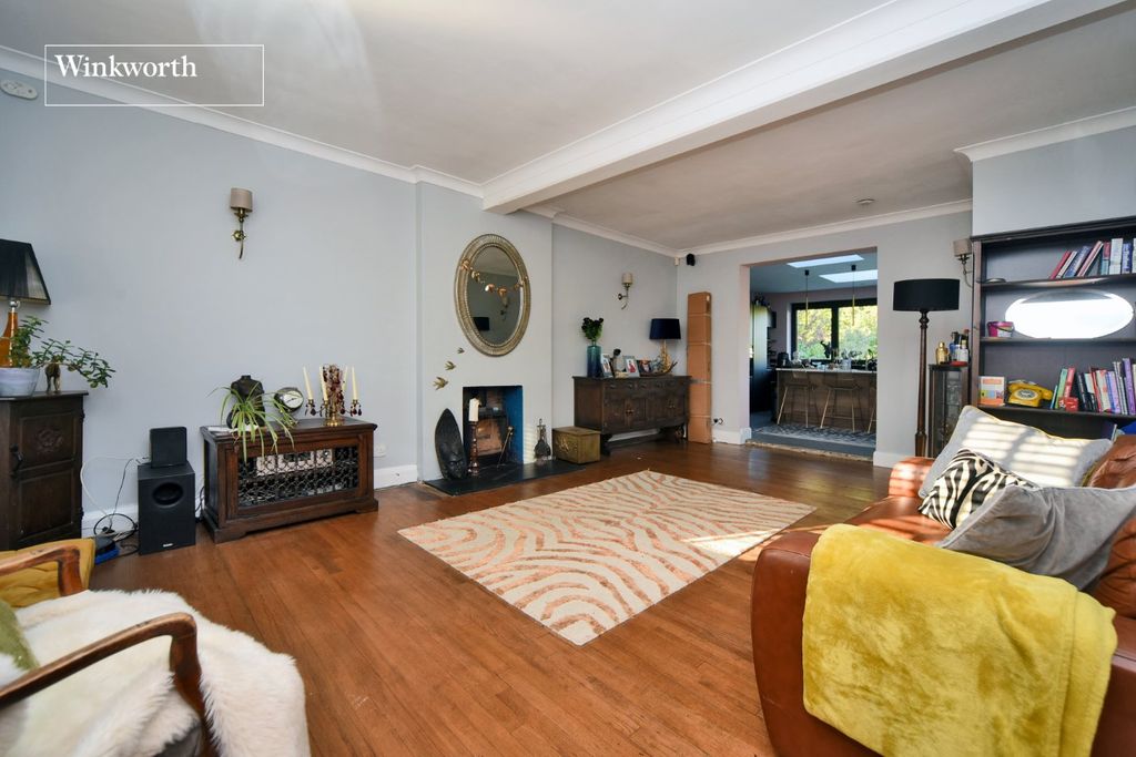 Additional image 7 of 4 bed detached house for saleKingsmead Avenue, Worcester Park KT4