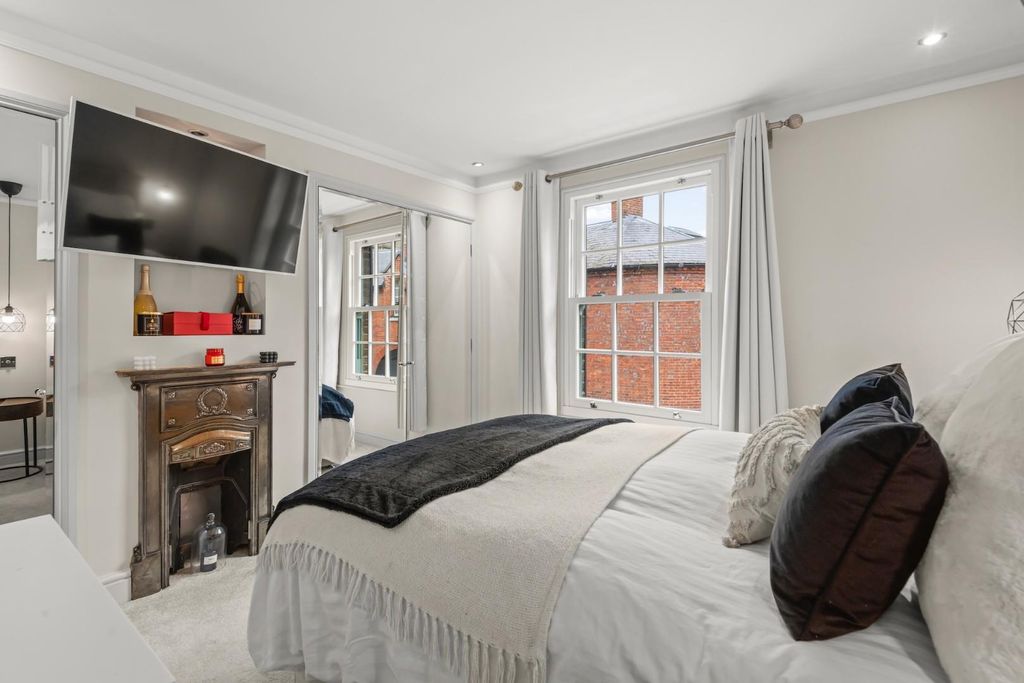 Additional image 9 of 4 bed property for saleSt. Albans Street, Windsor SL4