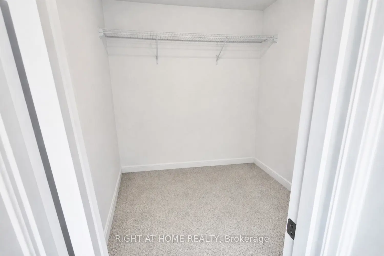 Additional image 18 of 461 Blackburn Drive 22