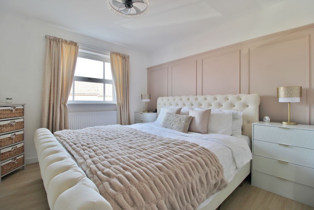 Additional image 6 of 3 bed detached house for saleLapwing Road, Southsea PO4