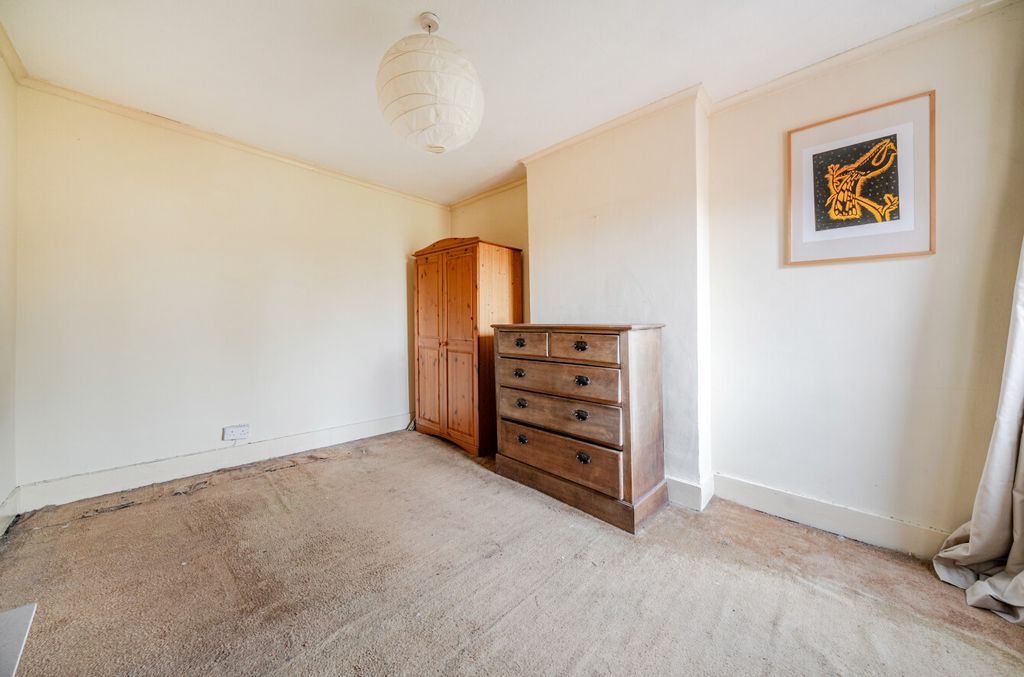 Additional image 16 of 3 bed semi-detached house for saleWescott Road, Wokingham, Berkshire RG40