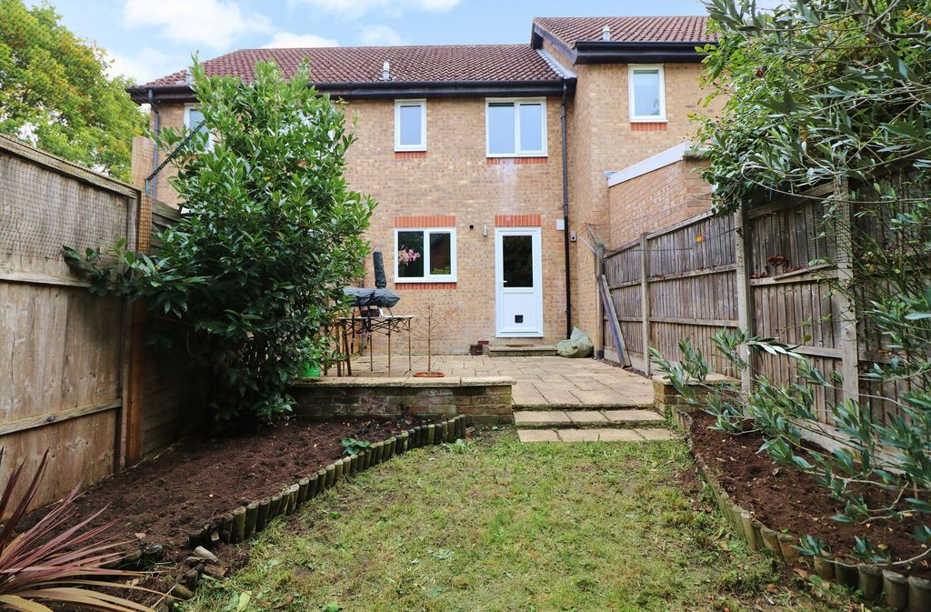 Additional image 12 of 2 bed terraced house for saleGoodlands Vale, Hedge End SO30