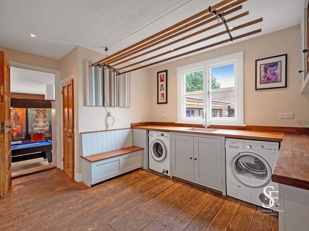 Additional image 13 of 6 bed detached house for saleEasthampstead Road, Wokingham RG40