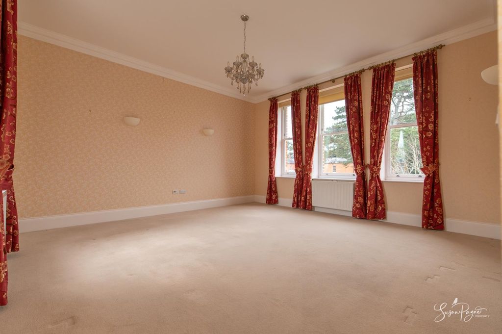 Additional image 15 of 2 bed flat for saleWhitecroft Park, Newport PO30