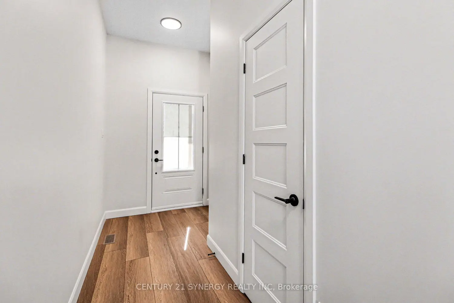 73 Villeneuve Street photo 3